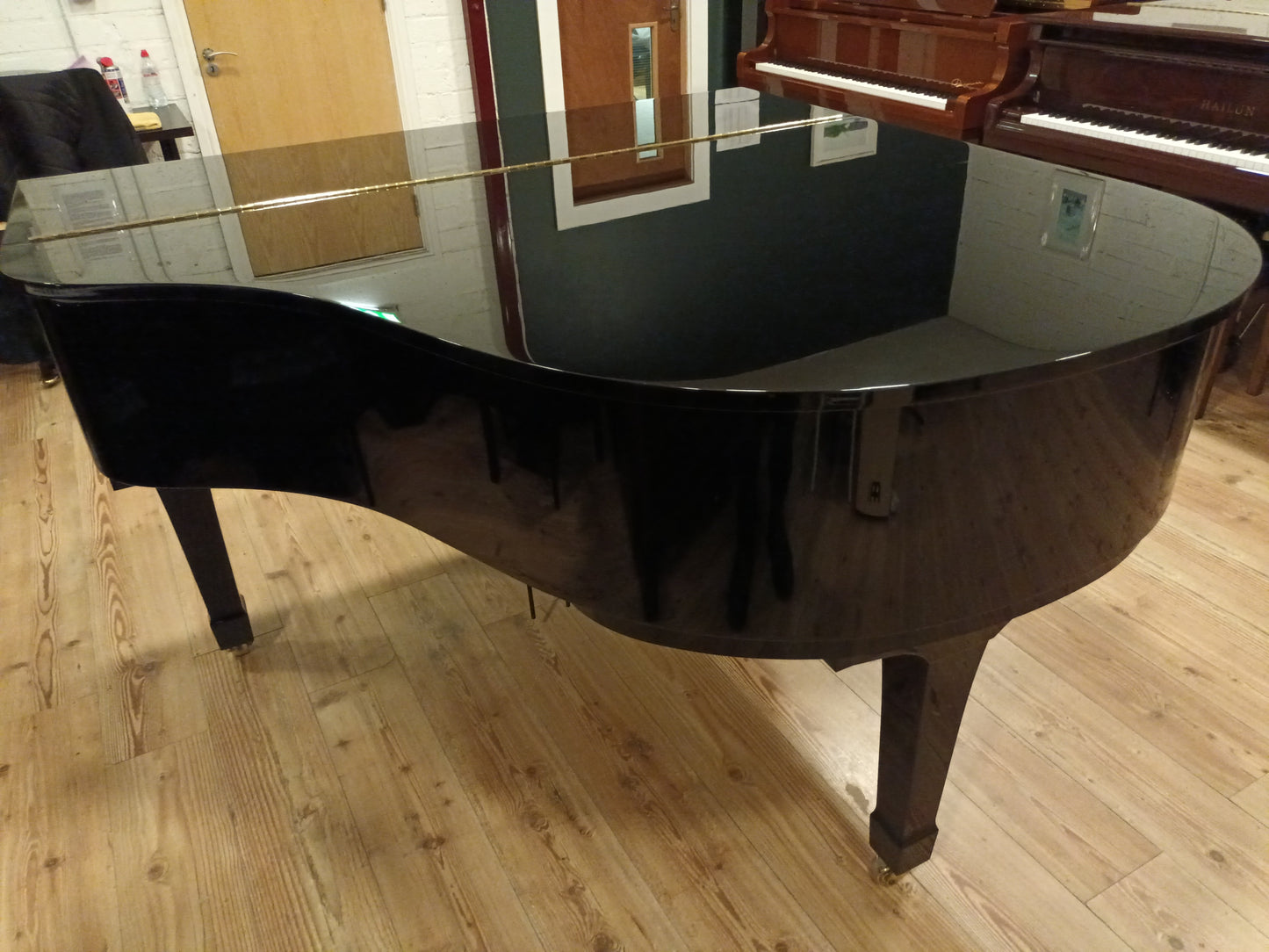 1992 Yamaha G1 Baby Grand