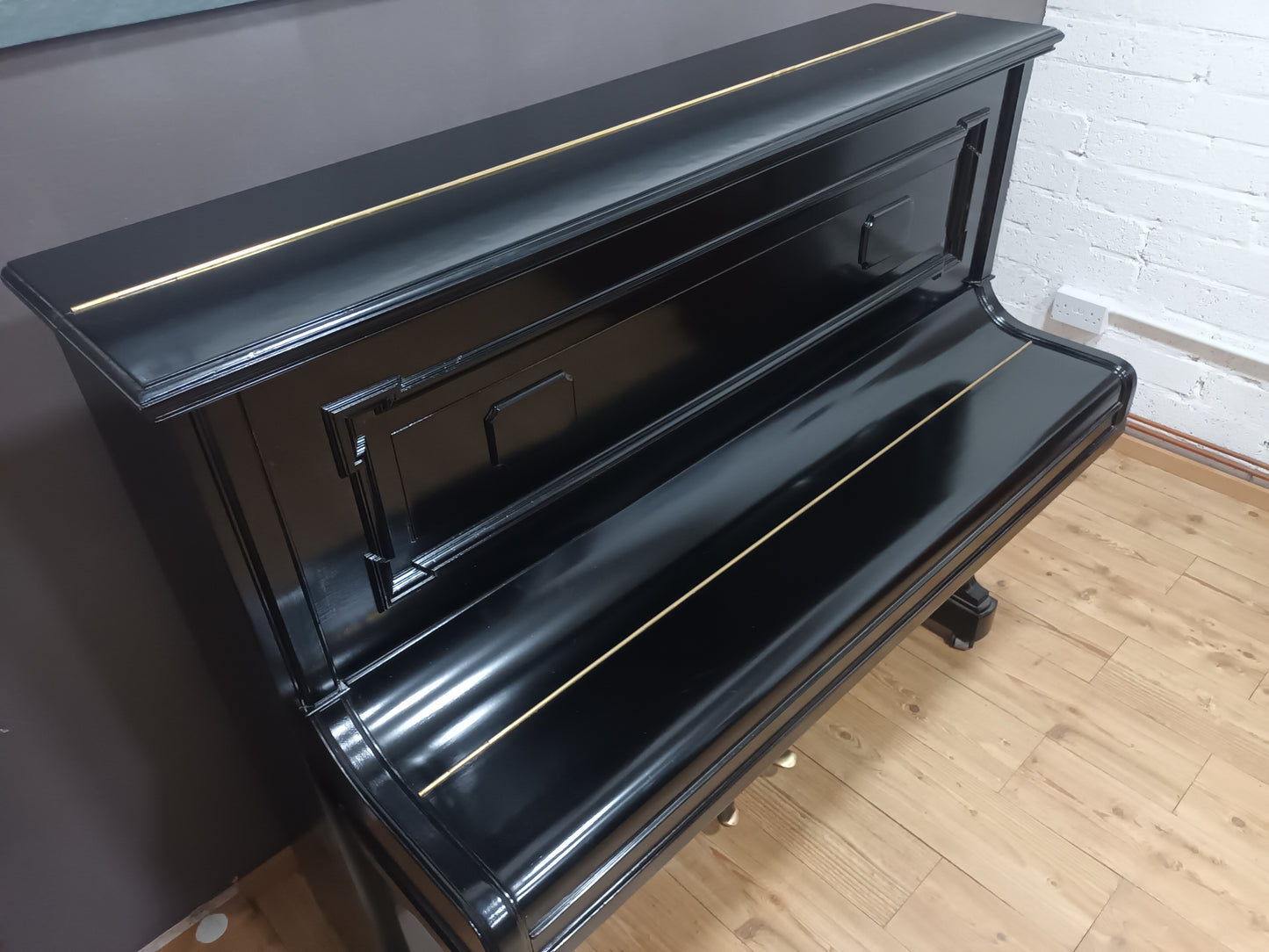 1903 Schiedmayer (Restored Cabinet)