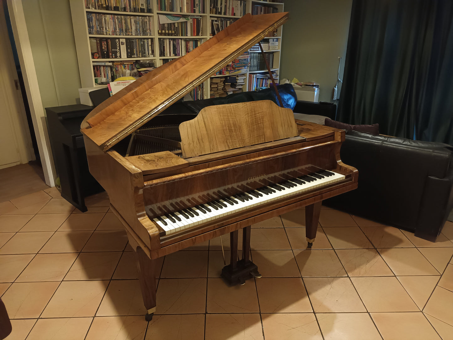 1935 Cecilian Beginner Baby Grand