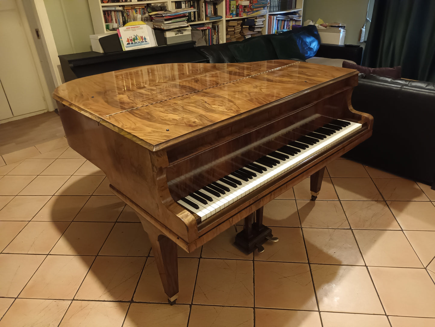 1935 Cecilian Beginner Baby Grand