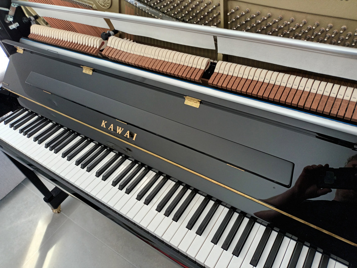 Kawai K300 (Pre-Loved)