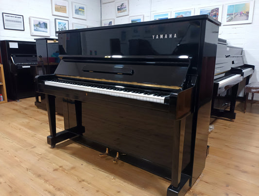 Yamaha U1 (1965)