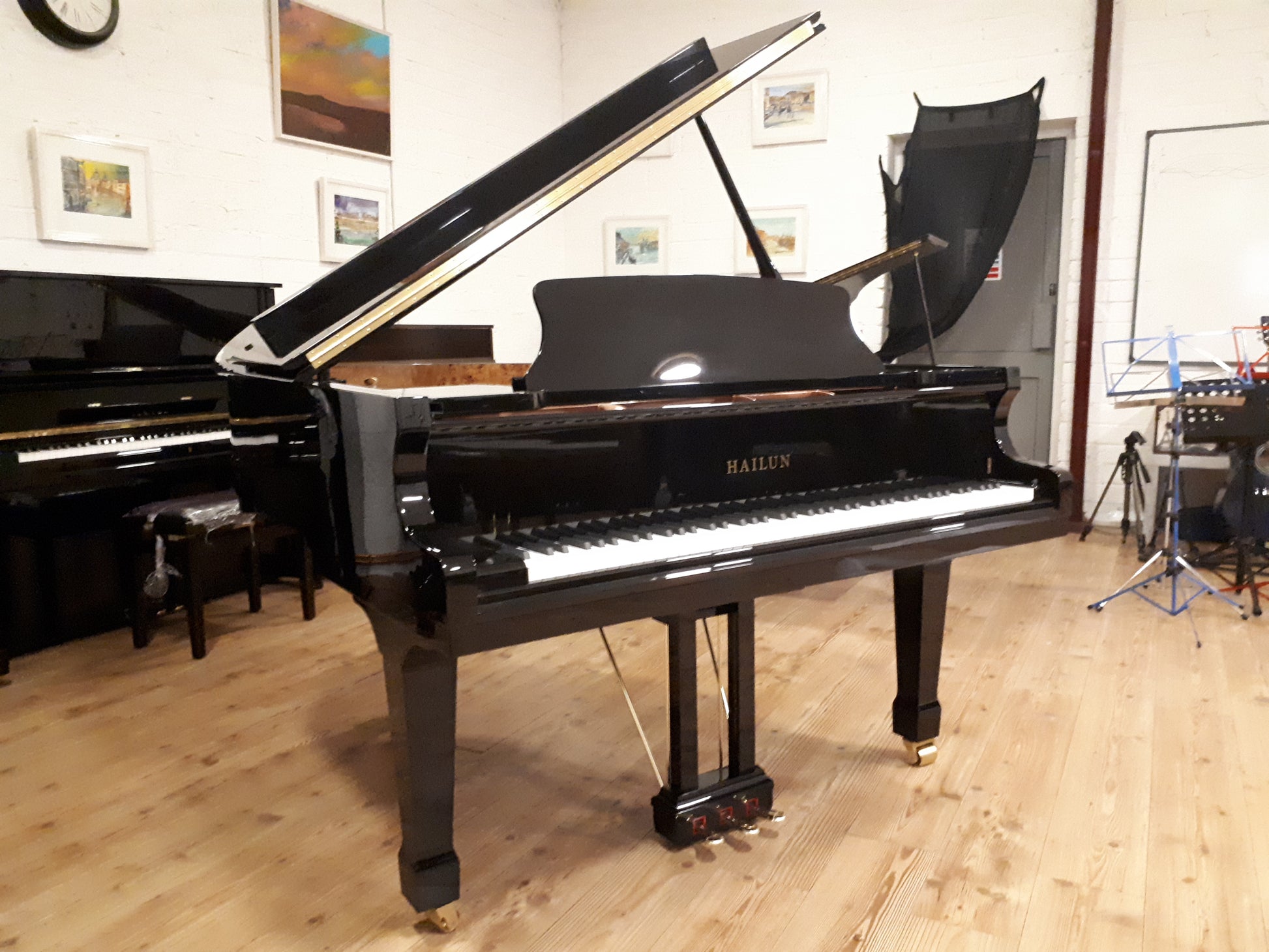 Hailun HG151 Ebony baby grand for sale dublin, ireland