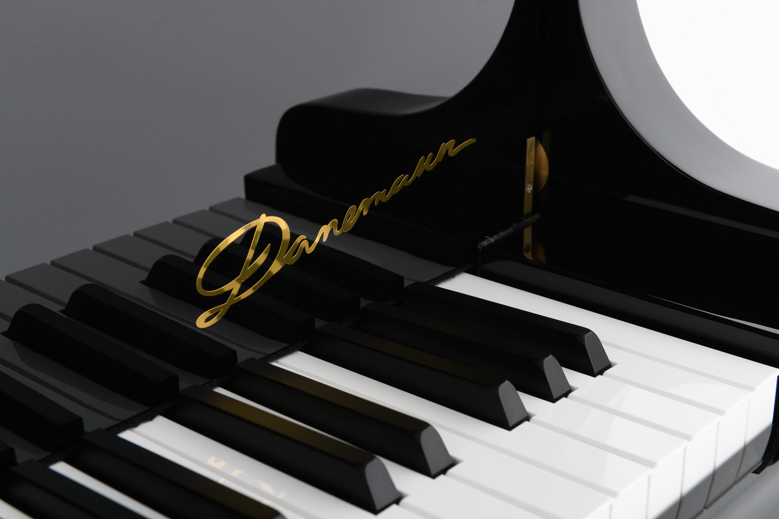 Danemann DG152 Ebony baby grand for sale dublin, ireland