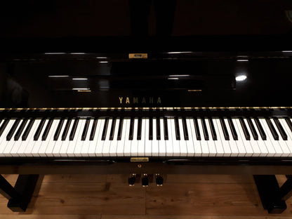 Yamaha U1 (1975)