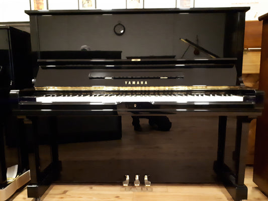 Yamaha U3 (Mid 1970's)