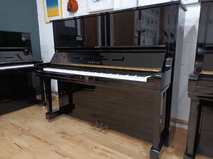 Yamaha U3 (1976)