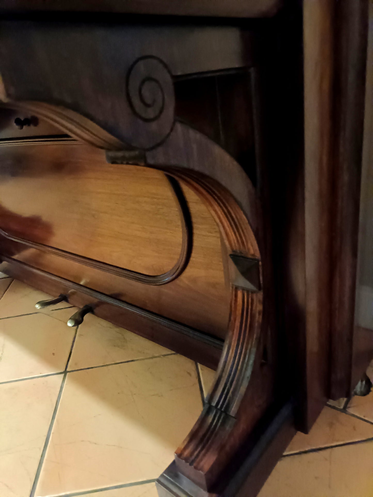 Steinway & Sons (Mint Original)