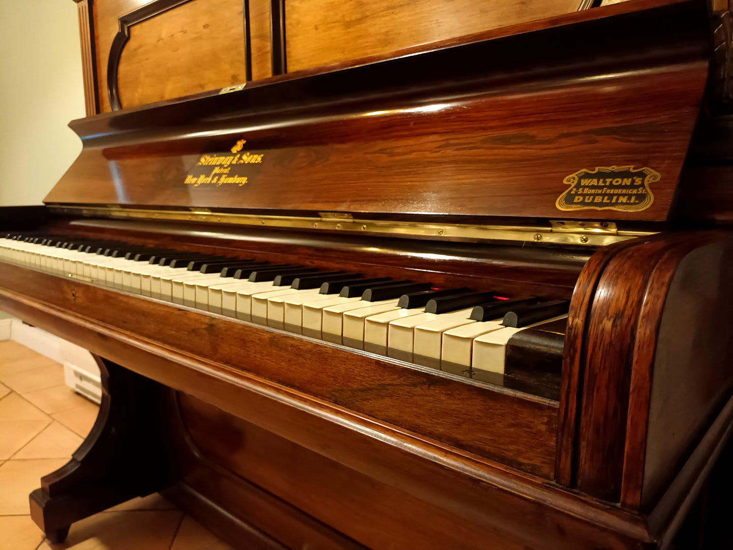 Steinway & Sons (Mint Original)