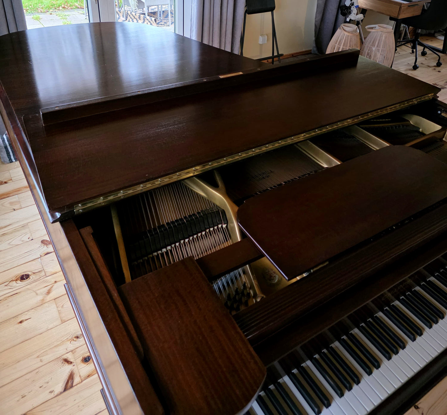 Chappell Semi Concert Grand