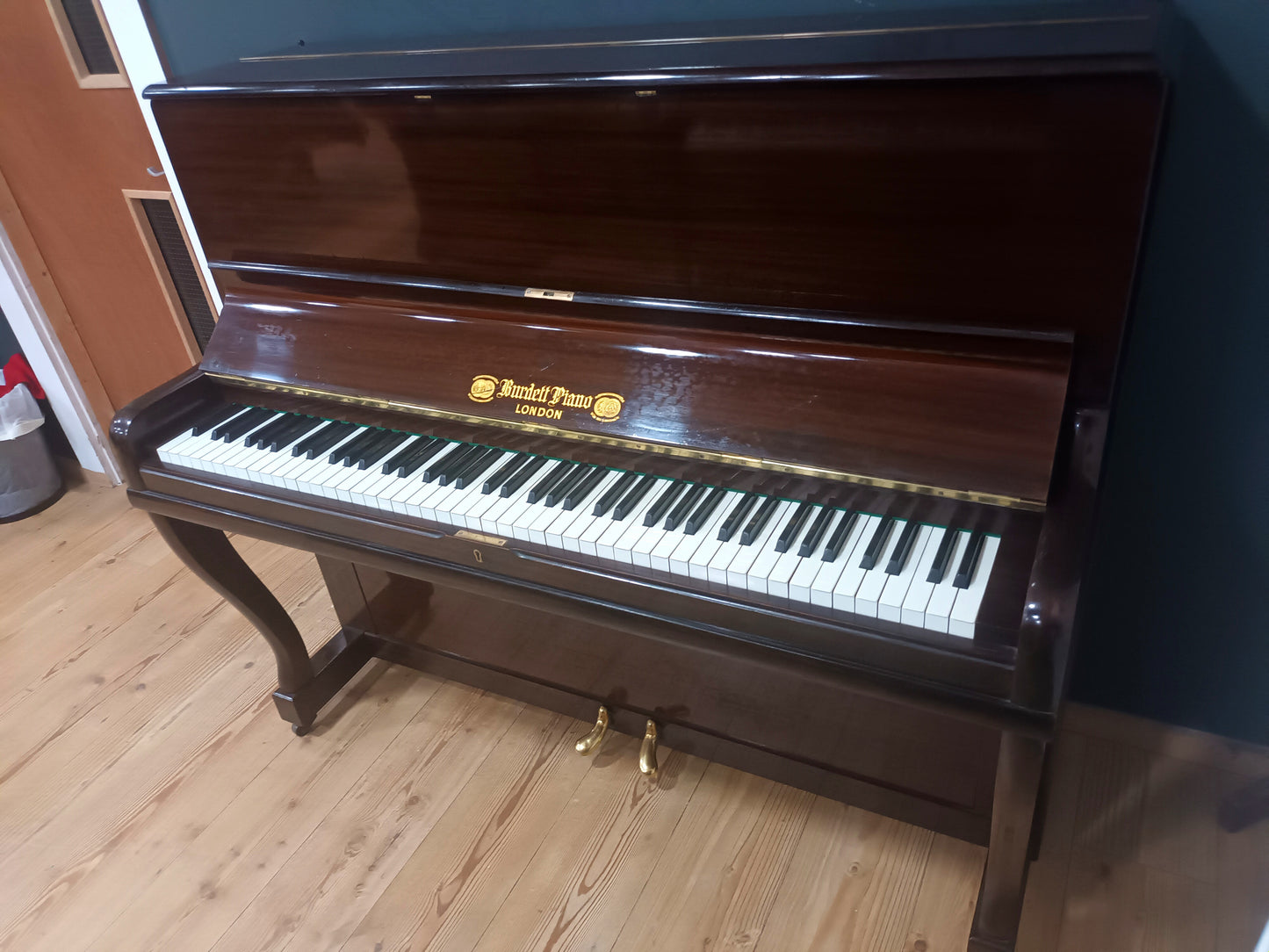 Burrdett (Basic Beginner Piano)
