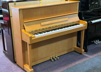 1999 Kawai K30e