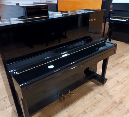 Yamaha U1 (1965)