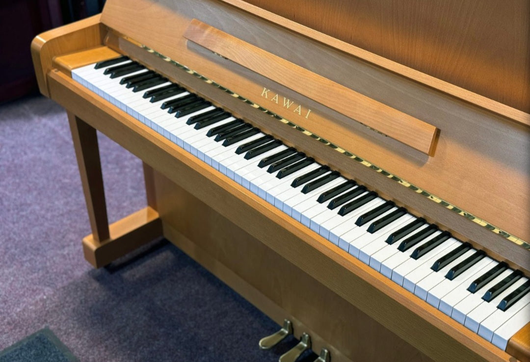 1999 Kawai K30e