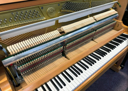 1999 Kawai K30e