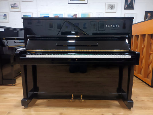 Yamaha U1 (1965)