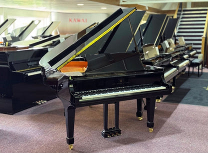 Steinway Model S