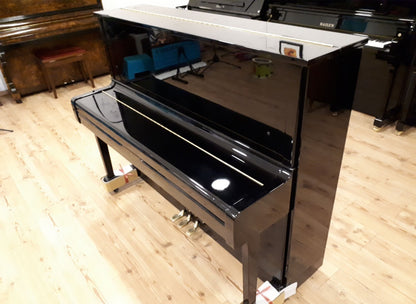 Yamaha U1 (Original)