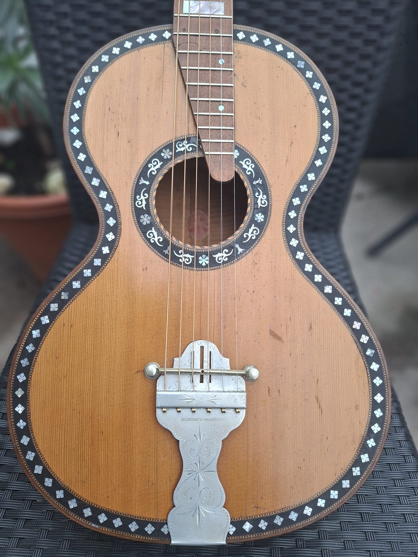 German Parlor Guitar (1880-1900)